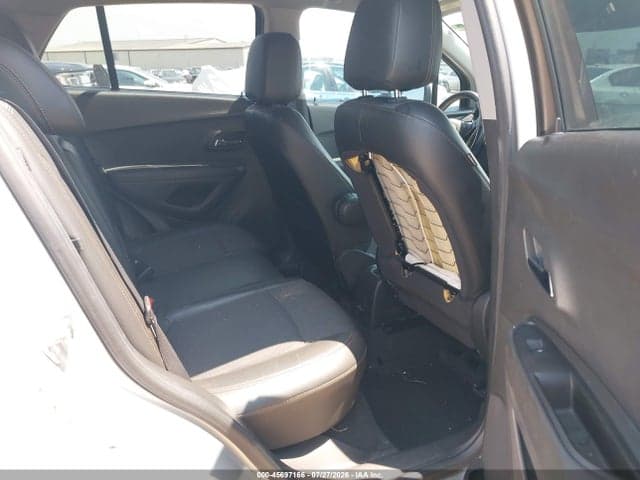 2019 CHEVROLET TRAX LT 8