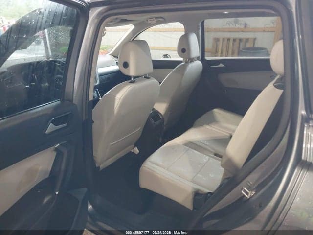 2018 VOLKSWAGEN TIGUAN 2.0T SE/2.0T SEL 8