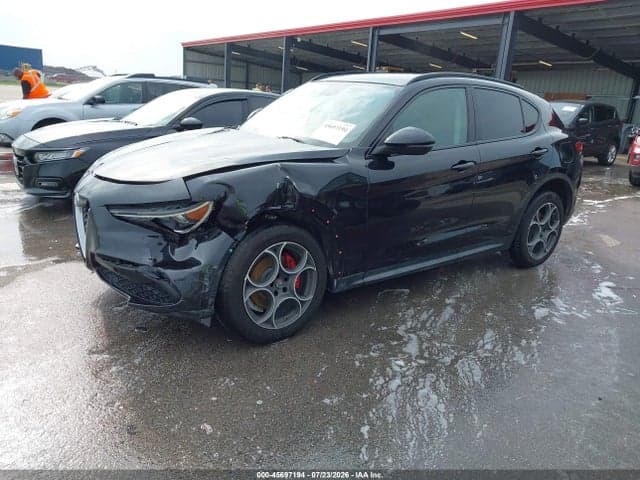 2018 ALFA ROMEO STELVIO SPORT 2