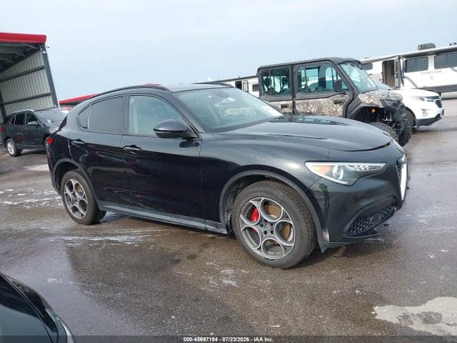 2018 ALFA ROMEO STELVIO SPORT 13