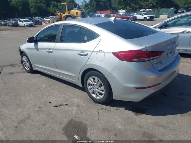 2017 HYUNDAI ELANTRA SE 3