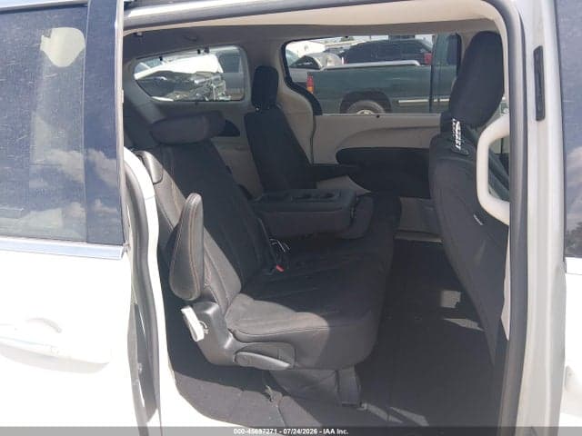2017 CHRYSLER PACIFICA TOURING PLUS 8