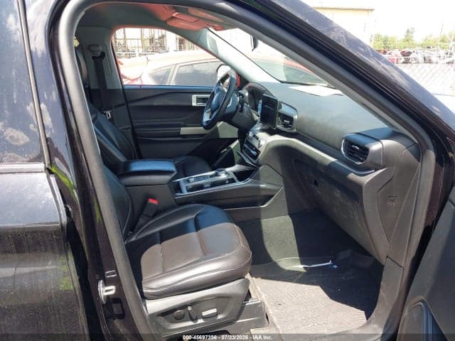2022 FORD EXPLORER XLT 5