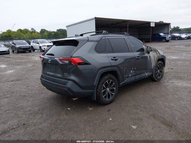 2021 TOYOTA RAV4 XLE 4