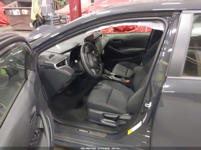 2026 TOYOTA COROLLA LE 5