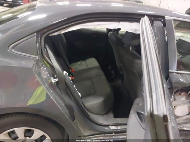 2026 TOYOTA COROLLA LE 8