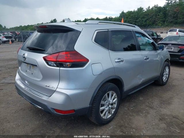 2018 NISSAN ROGUE SV 4