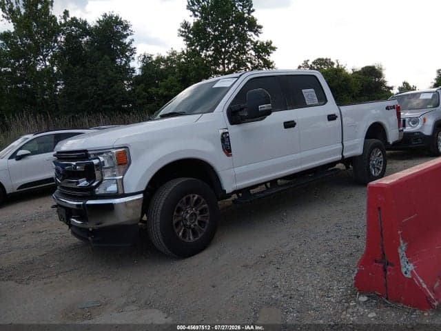 2022 FORD F-350 XLT 2