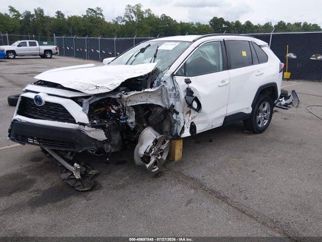 2022 TOYOTA RAV4 HYBRID XLE 2