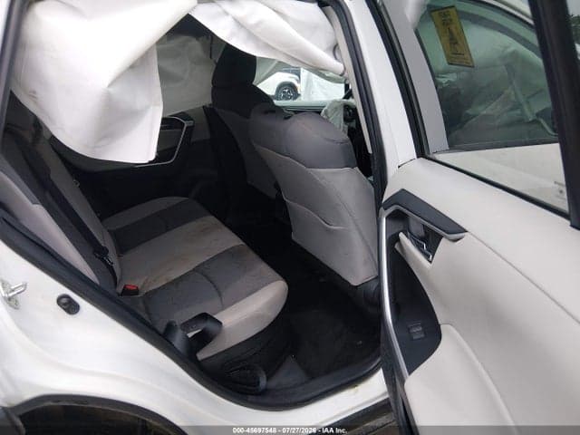 2022 TOYOTA RAV4 HYBRID XLE 8