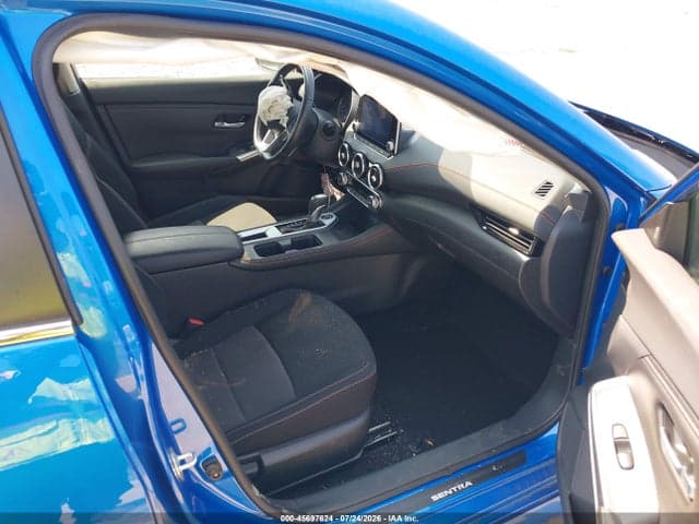 2022 NISSAN SENTRA SR XTRONIC CVT 5