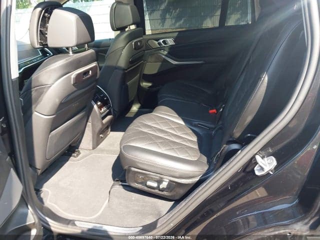 2026 BMW X7 XDRIVE40I 8