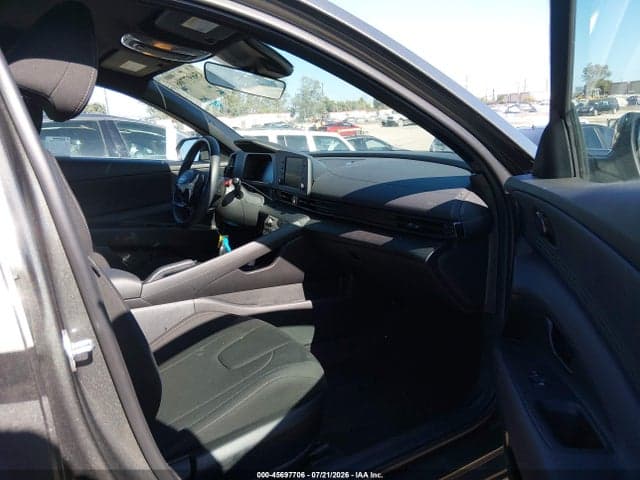 2026 HYUNDAI ELANTRA SEL SPORT 5
