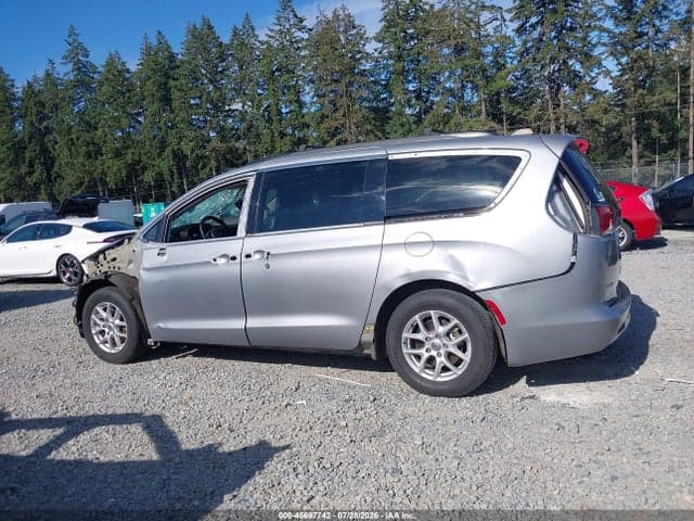 2021 CHRYSLER VOYAGER LXI 15
