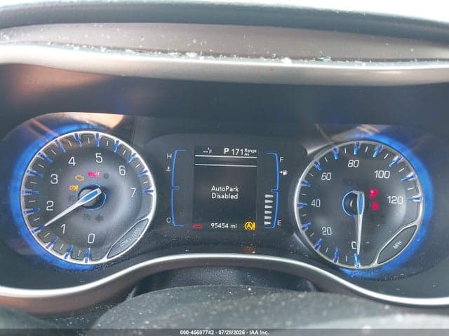 2021 CHRYSLER VOYAGER LXI 7
