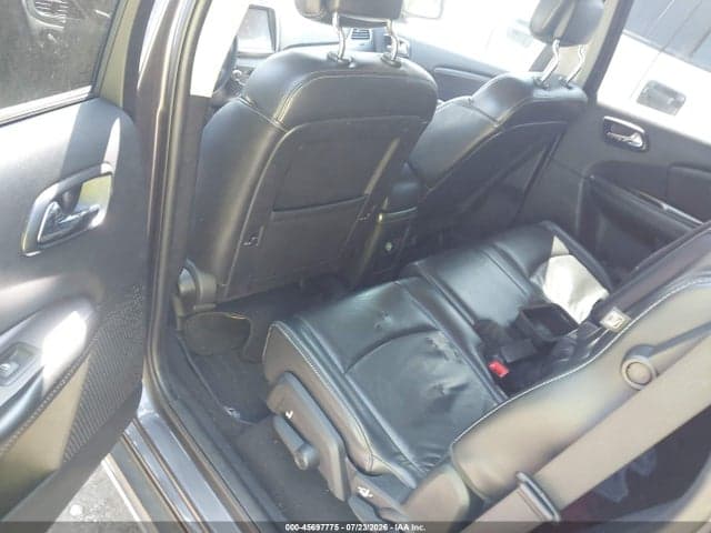 2017 DODGE JOURNEY CROSSROAD PLUS AWD 8