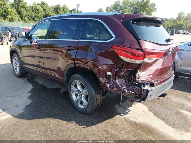 2017 TOYOTA HIGHLANDER LIMITED 3