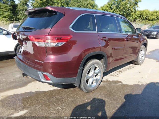 2017 TOYOTA HIGHLANDER LIMITED 4