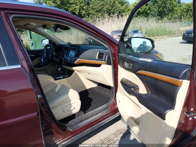 2017 TOYOTA HIGHLANDER LIMITED 5