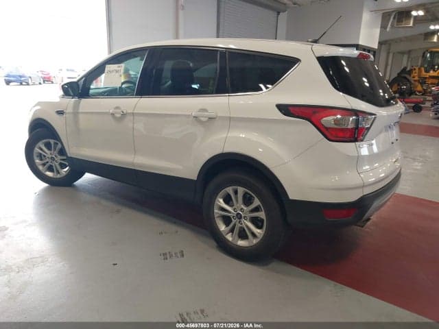 2017 FORD ESCAPE SE 3
