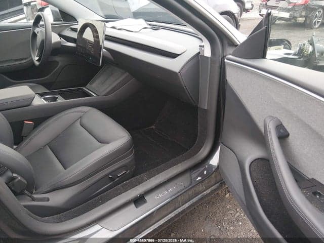 2026 TESLA MODEL 3 PREMIUM REAR-WHEEL DRIVE/REAR-WHEEL DRIVE 5