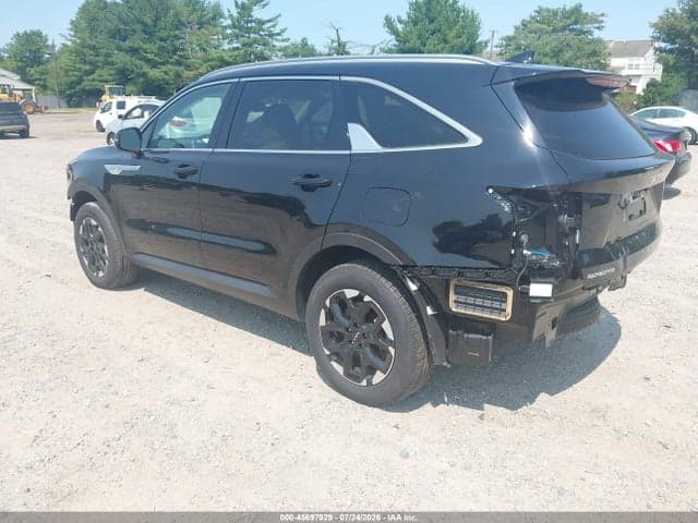 2025 KIA SORENTO S 3