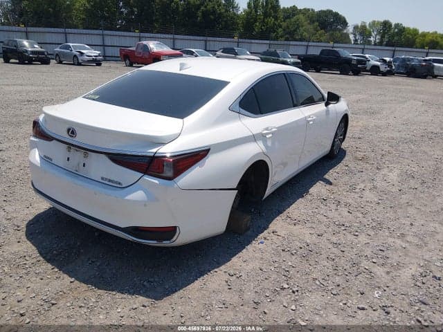 2022 LEXUS ES 300H 4