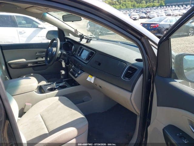2020 KIA SEDONA LX 5