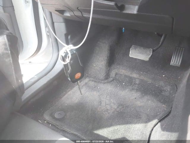 2017 FORD FOCUS SE 11