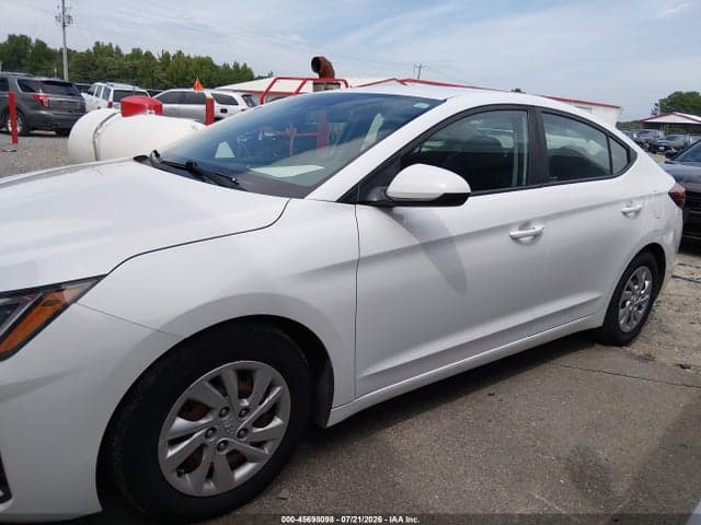 2020 HYUNDAI ELANTRA SE 16