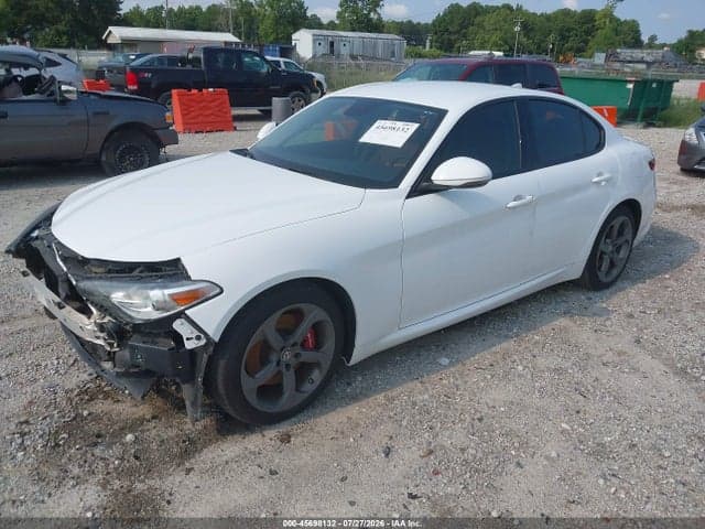 2018 ALFA ROMEO GIULIA RWD 2