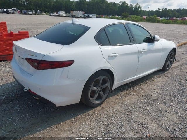 2018 ALFA ROMEO GIULIA RWD 4