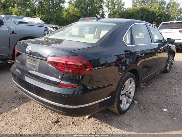 2017 VOLKSWAGEN PASSAT 1.8T SE 4