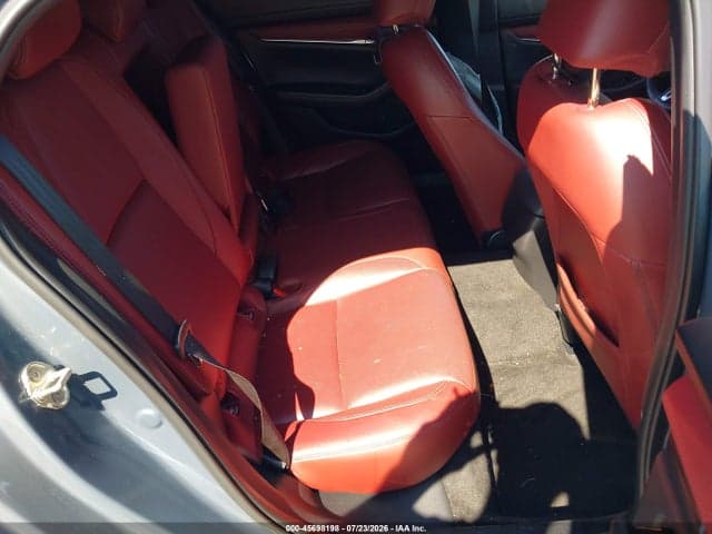 2021 MAZDA MAZDA3 PREMIUM 8