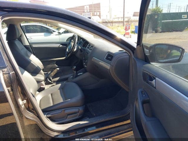 2017 VOLKSWAGEN JETTA 1.4T SE 5