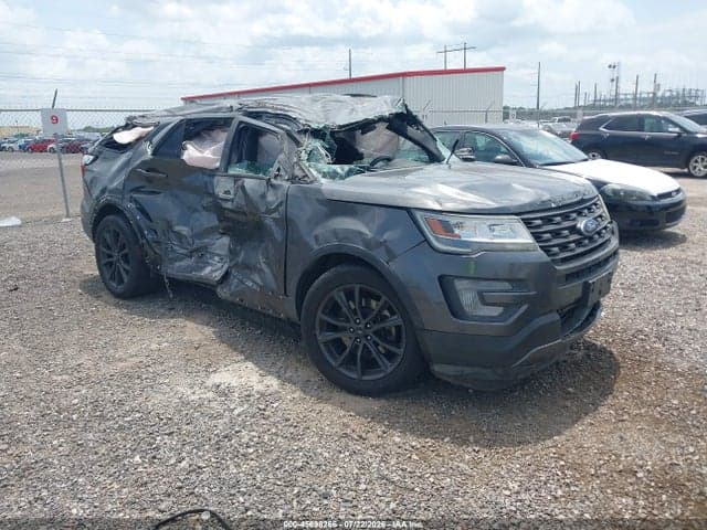2017 FORD EXPLORER XLT - 1