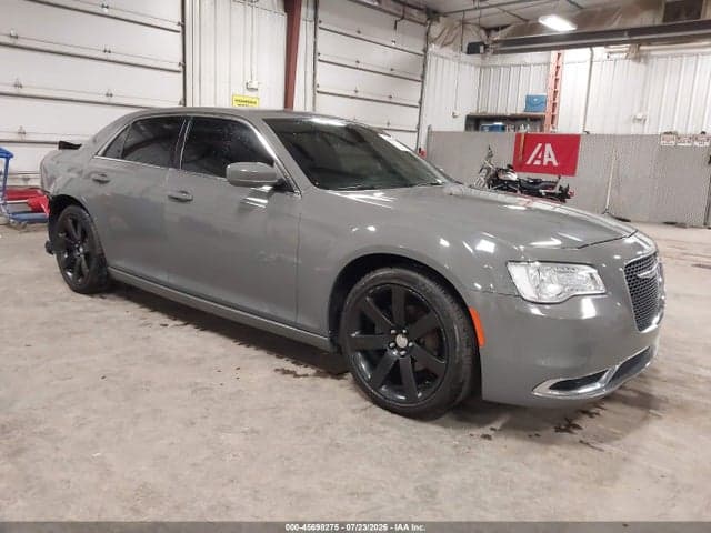 2018 CHRYSLER 300 TOURING L 1