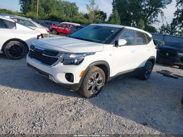 2024 KIA SELTOS LX 2