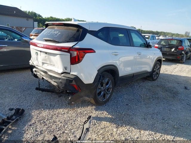 2024 KIA SELTOS LX 4