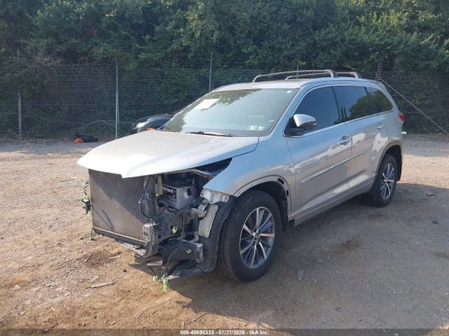 2017 TOYOTA HIGHLANDER XLE 2