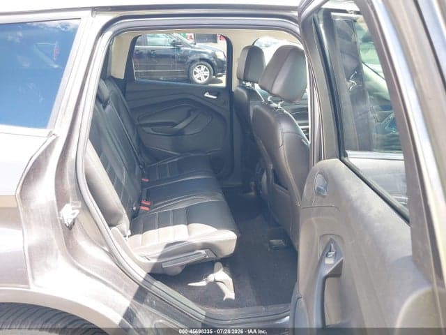 2017 FORD ESCAPE TITANIUM 8