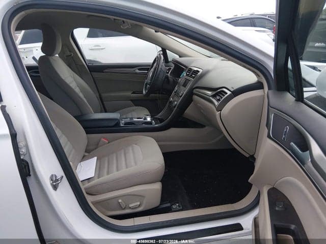 2017 FORD FUSION SE 5