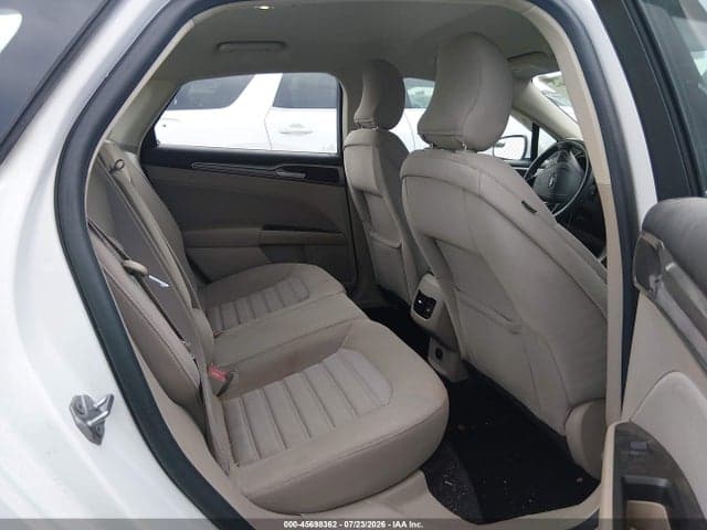 2017 FORD FUSION SE 8