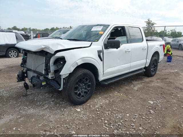2025 FORD F-150 XLT 2