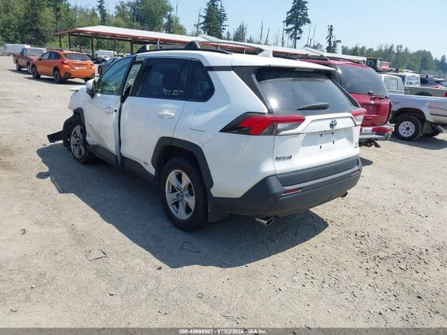 2020 TOYOTA RAV4 HYBRID XLE 3