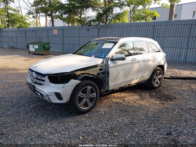2020 MERCEDES-BENZ GLC 300 2