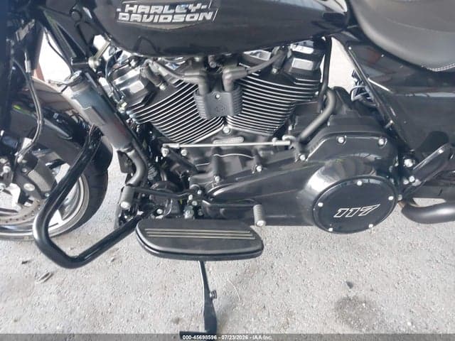 2025 HARLEY-DAVIDSON FLHX 9