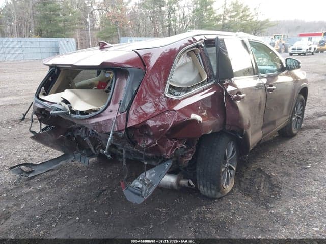 2018 TOYOTA HIGHLANDER XLE 4