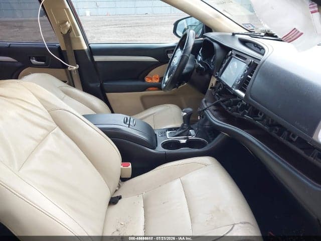 2018 TOYOTA HIGHLANDER XLE 5