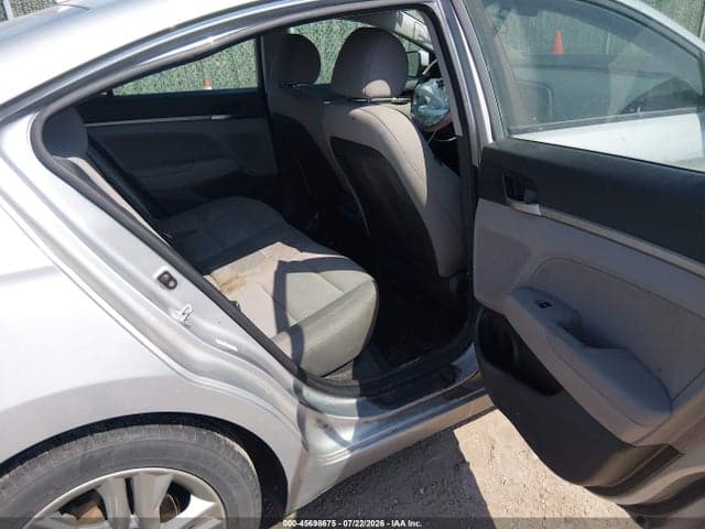 2020 HYUNDAI ELANTRA SEL 8